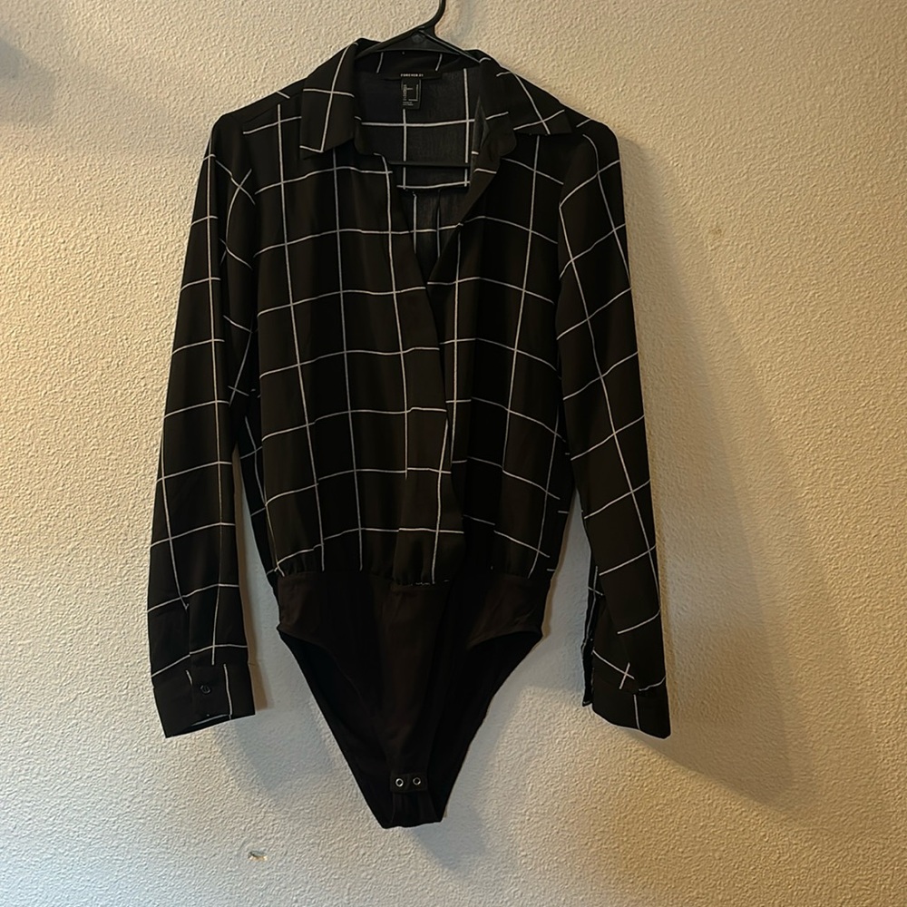 Forever 21 checkered deep vneck bodysuit size small